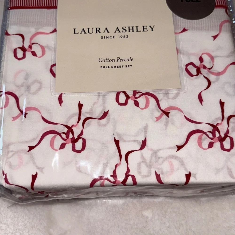 Laura Ashley Christmas Holiday Red Bow Ribbons Sheet Set - Full